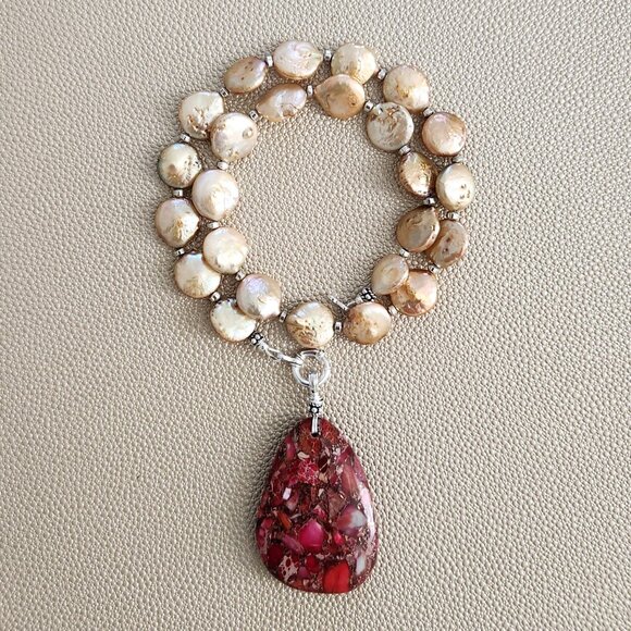 GOLD COIN PEARL NECKLACE W/ RED JASPER DROP--16" - Picture 2 of 2